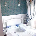 By The Sea Apartment *