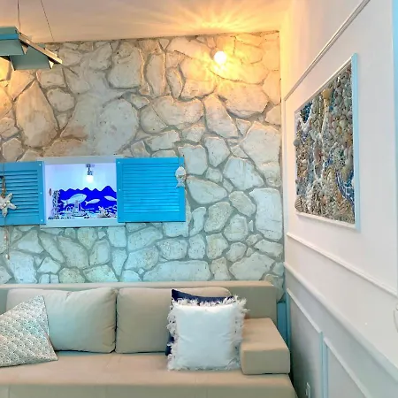 By The Sea Apartment