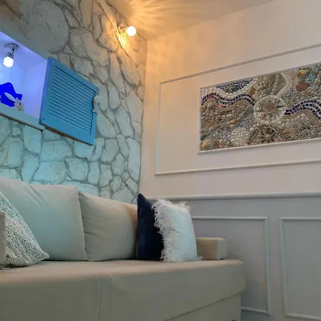 By The Sea Apartment Kastela